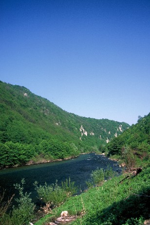 Fiume sana a valle di Kljuc